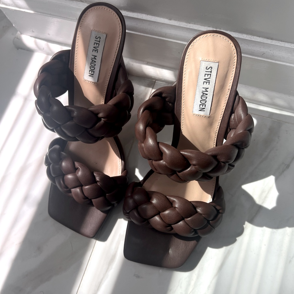 Steve Madden Women's Kenley Braided Heels Sandal Brown sz 10